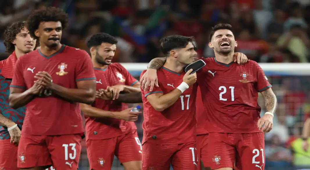 البرتغال