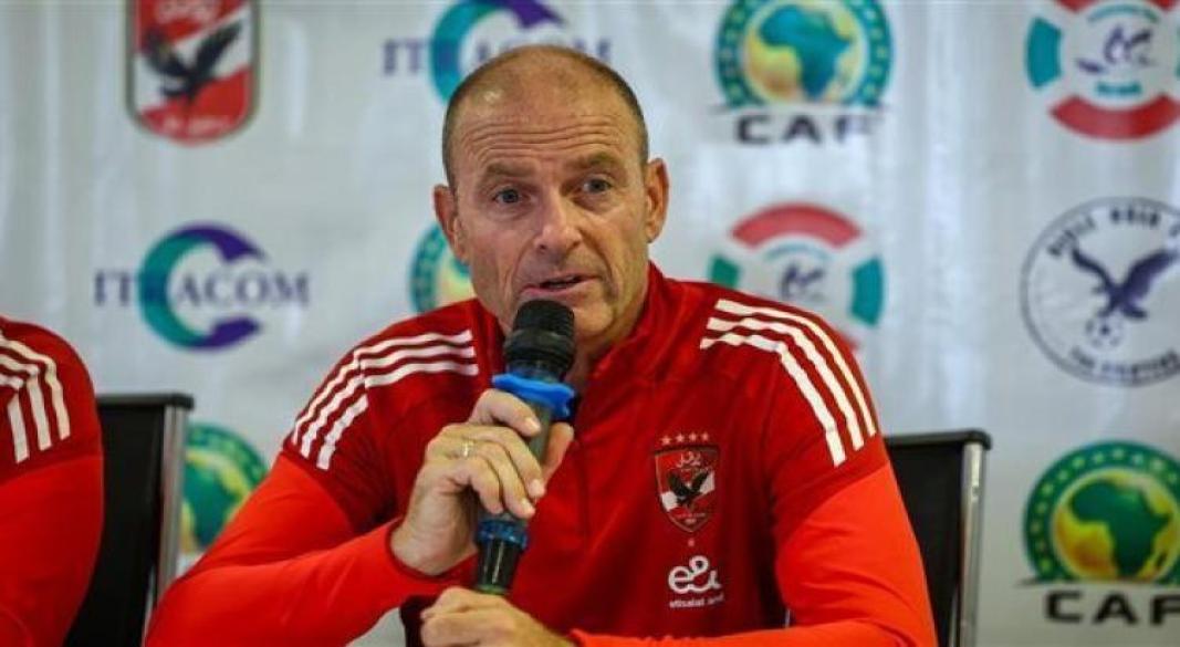المدير الفني الدنماركي ييس توروب