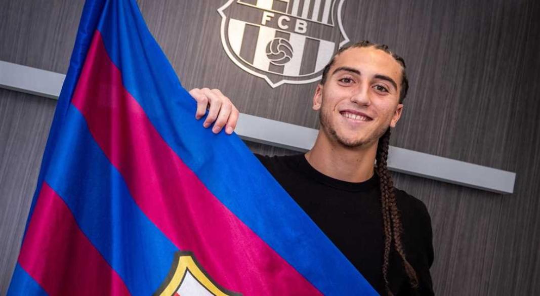 مدافع برشلونة الجديد