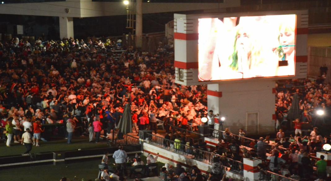 فرحة أعضاء الزمالك بفوز مصر