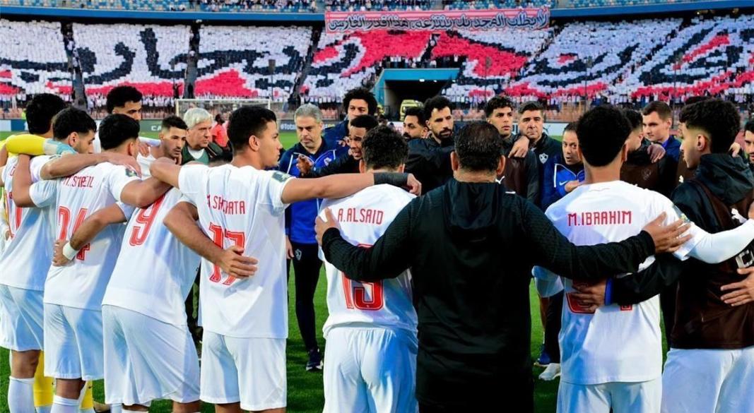 لاعبي الزمالك والجهاز الفني
