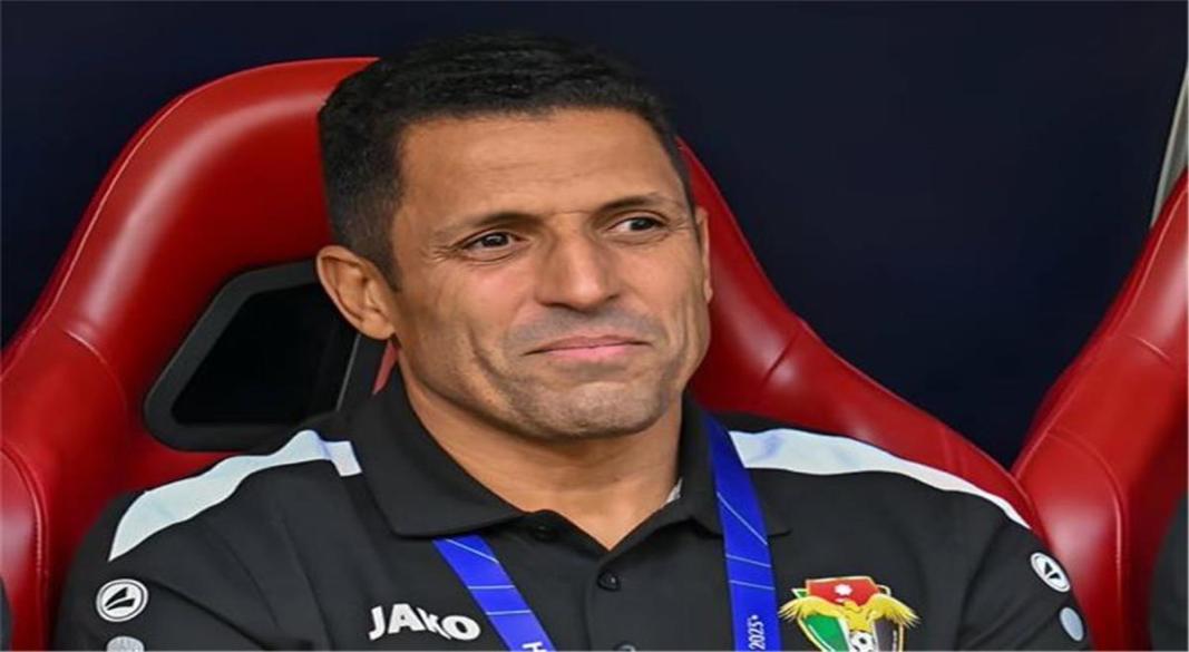 المدرب المغربي الحسين عموتة
